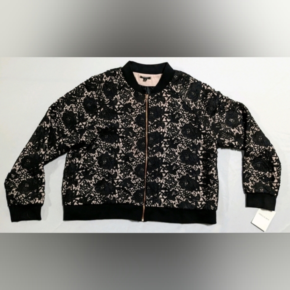 NWT Stella & Dot Black Lace Nude Illusion jacket. Size 1X. - Picture 1 of 7